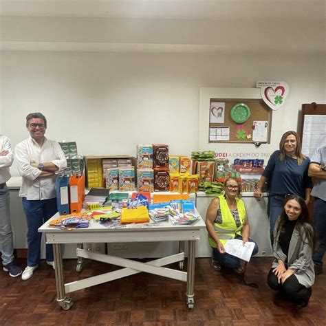 Festa Branca Entregou Alimentos E Material Escolar Ordem Do Trevo