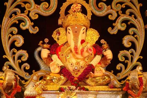 Dagdusheth Halwai Ganapathi Temple, Pune - Timings, History, Darshan ...