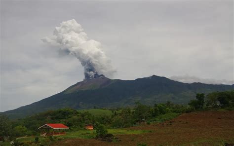 Philippine Volcano Erupts Spews 5km High Plume Of Ash Gas