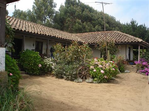 Casa típica chilena en Iloca Chile Casas de campo Casas chilenas