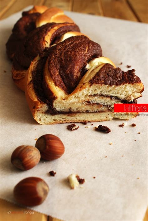 Treccia Di Pan Brioche Alla Nutella