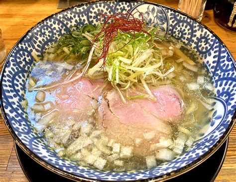 高槻駅『中村商店 高槻本店』｜鶏清湯×魚介出汁の透き通った黄金スープが最高！塩ラーメンブーム到来です。 ななさんちゃんねる｜名無しのななさん