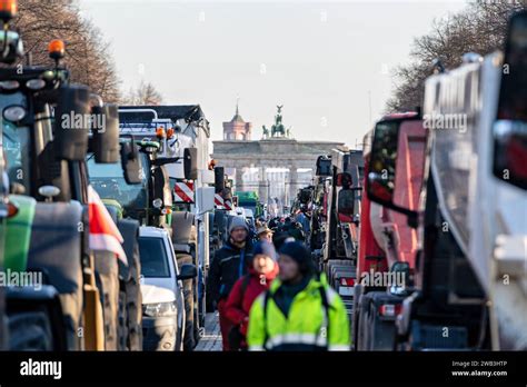 Berlin Bauern Protest In Der Deutschen Hauptstadt Stra E Des