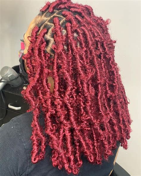 25 Pics Of Knotless Distressed Butterfly Locs Braids 2021