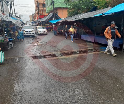 Exhortan a la ciudadanía a no arrojar basura a los drenajes pluviales