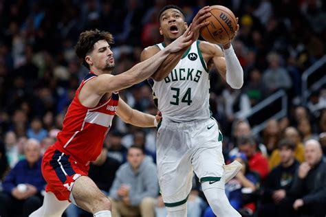 Giannis Antetokounmpo Drops 42 As Bucks Thrash Wizards