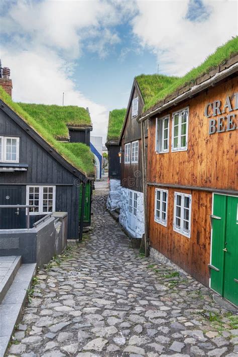 Islas Faroe Dinamarca De Mayo De Bonitas Casas Rojas De