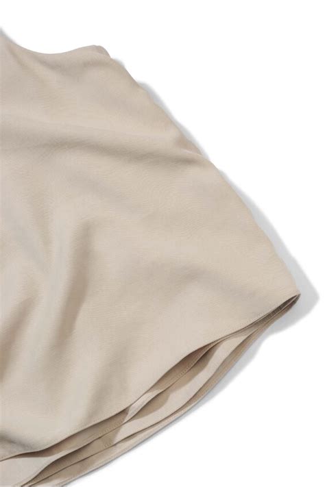 TOP JUNO NUDE