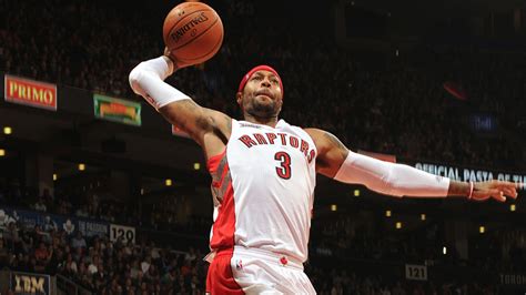 Raptors' James Johnson throws down poster dunk to delight of Drake ...