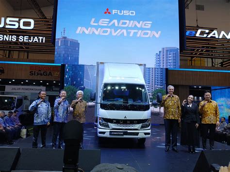 Giias Mitsubishi Fuso Hadirkan Kejutan Lewat Truk Listrik