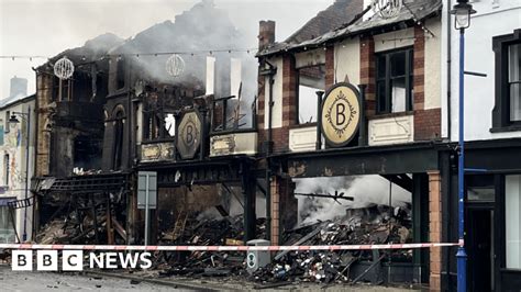 Abergavenny Fire Town Centre Outbreak Forces Evacuation Of Homes Bbc News