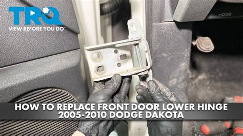 How To Replace Front Door Lower Hinge Dodge Dakota Youtube