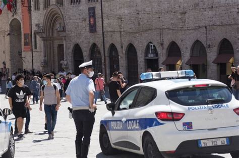 Cambiano I Colori Delle Regioni Solo 2 In Zona Rossa E Almeno 12 In