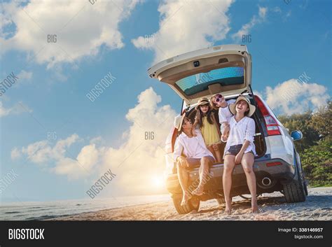 Holiday Travel Family Image & Photo (Free Trial) | Bigstock