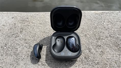 Samsung Galaxy Buds Live Review In 2022 Great At This Price