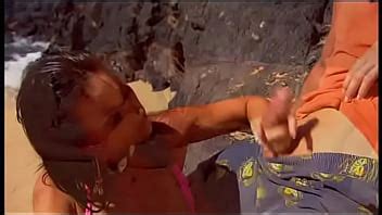 An Anal Hardcore Scene With Simonne And Sonia On The Beach XNXX