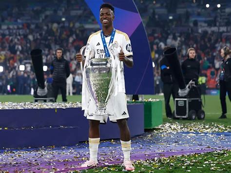 Vinicius Jr Fifa Men S Player Of The Year Triumph Sports Games