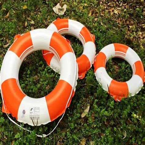 Pvc Inflatable Swim Ring Life Buoy With Floating Rope Accessory