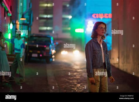 Mackenzie davis black mirror hi-res stock photography and images - Alamy