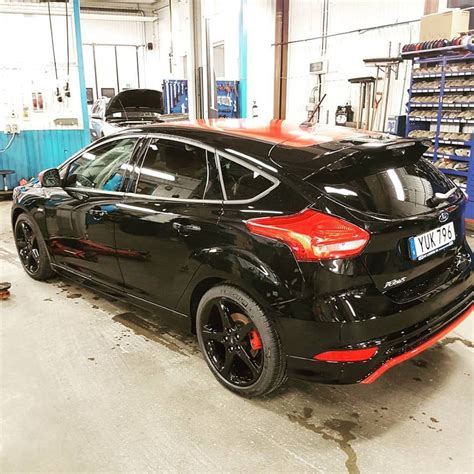 Ford Focus St Line Black Edition 2017 Garaget