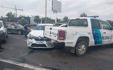 Persecución de película en Panamericana escapaban y chocaron un patrullero