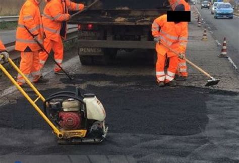 Lavori Al Cavalcavia Sulla Pontina Al Km 19 Della Pontina Strada