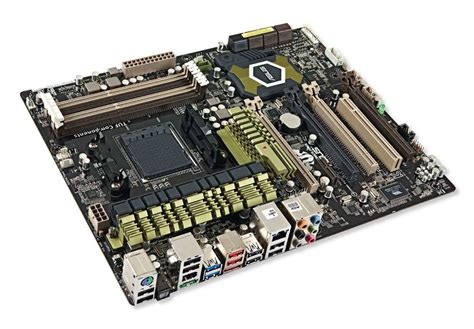 Asus Sabertooth Fx Brings The Amd Love Motherboards Atomic Pc