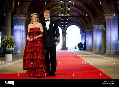 Königin Beatrix der Niederlande beherbergt ein Gala Dinner vor ihrer