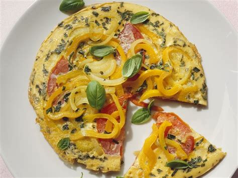 Vegetable Omelet Recipe | EatSmarter