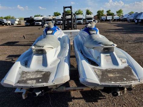 2 2006 Yamaha Waverunners Vx110 4 Stroke 1100cc Jetskis For Sale In