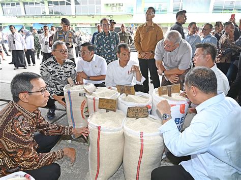 Jokowi Pastikan Stok Beras Tersedia Dan Cukup Usai Tinjau Pasar Induk