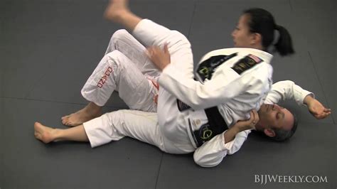 Emily Kwok Bjj Mount Flow Drills Bjj Weekly 055 Youtube