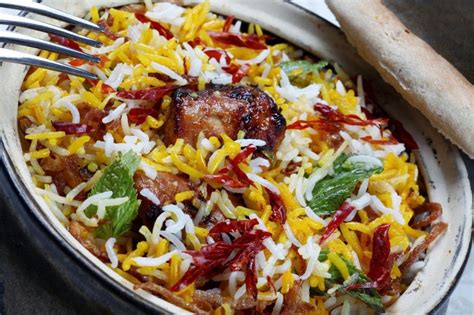 Lucknowi Cuisine: A Bliss for Gourmets | Chicken dum biryani recipe ...