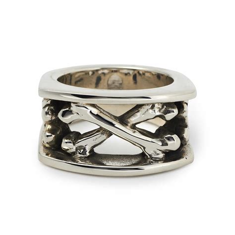 Chunky Crossbones Ring The Great Frog