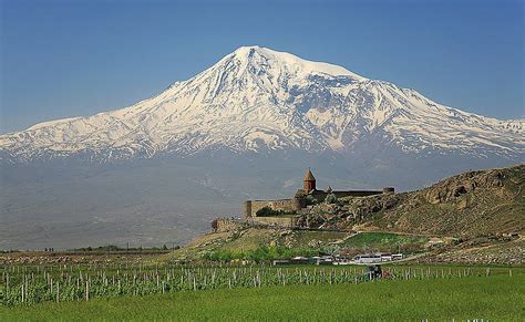 Qué Ver En Monte Ararat Viaje Y Circuitos Evaneos