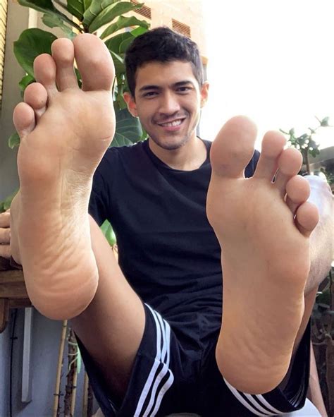 Size 11 Male Feet Male Guys