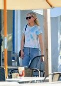 CANDID Kirsten Dunst Grabs A Coffee In Los Angeles 11 01 2023 Phun