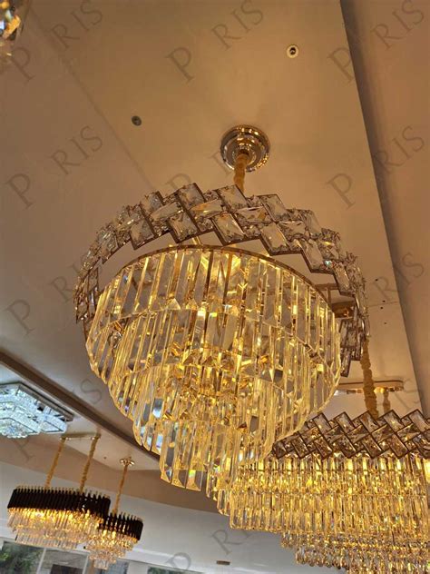 Lustre Dourado Cristais Transparente 50cm 8E14 Paris Luz Loja