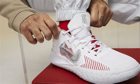 Kyrie Flytrap White University Red GOAT Lupon Gov Ph