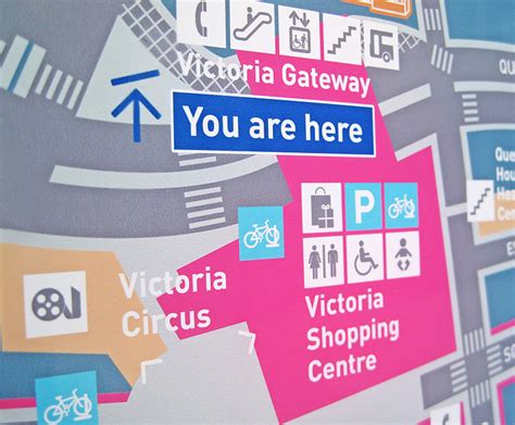 Pedestrian Wayfinding Signage Strategy For Coastal Town Fwdesign