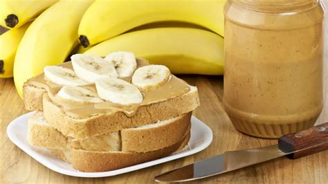 Berbackener Erdnussbutter Bananen Toast Women S Health