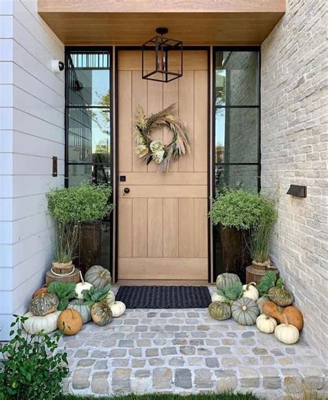 Best Outdoor Fall Decor for an Impeccable Curb Appeal - Farmhousehub