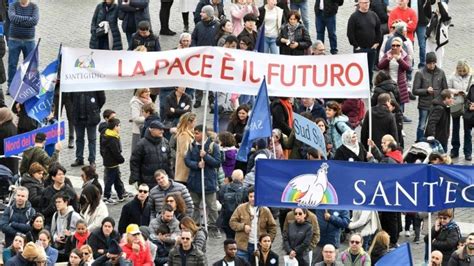 Francisco animó a abrir caminos de paz y reconciliación en el mundo