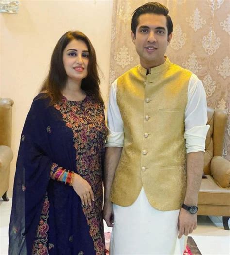 Iqrar Ul Hassan Eid Pictures With His Wives Reviewit Pk