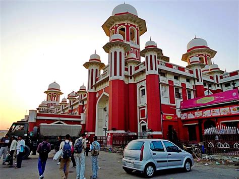 Lucknow S Charbagh Railway Station Building An Outstanding One In The