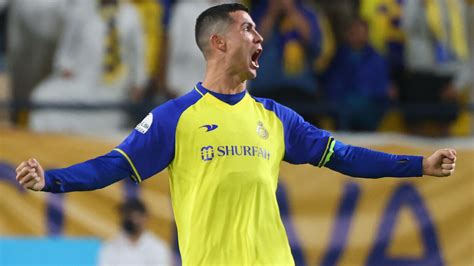 Ronaldo's stunning free-kick inspires Al Nassr comeback | Stadium Astro