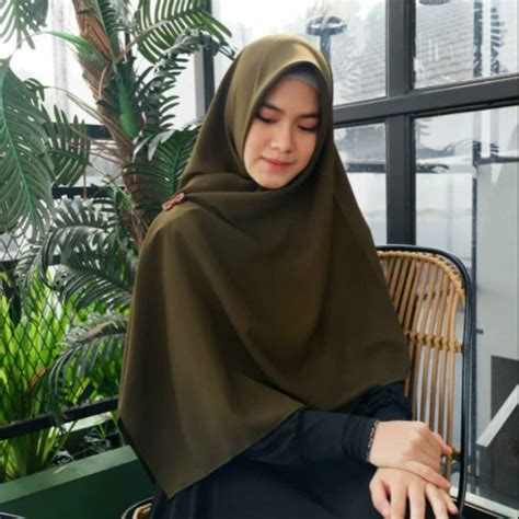 Jual Jilbab Hijab Segiempat Wolfis 130x130 Segi Empat Syari Square