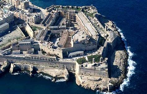 Fort St. Elmo - National War Museum - Marina Di Valletta