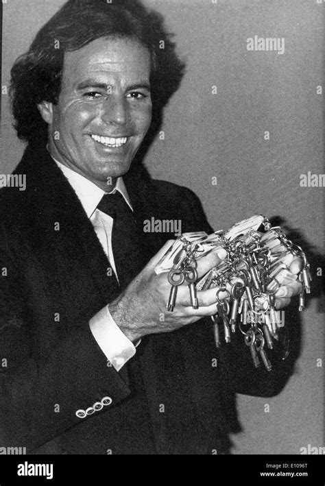 Julio Iglesias Immagini E Fotografie Stock Ad Alta Risoluzione Alamy