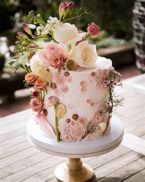 Stunning One Tier Cake Ideas For Pre Wedding Functions Shaadiwish